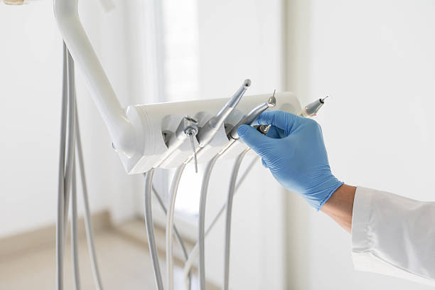 24/7 Emergency Dental Implants experts in Brooklyn Center, MN